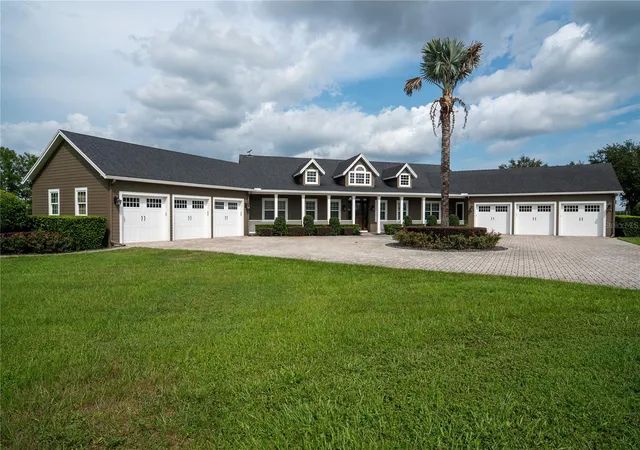 Photo 3 of Sale Pending at 12232 State Rd 33, Groveland, FL 34736 | MLS# G5115794 | Listing updated on 2026-09-15