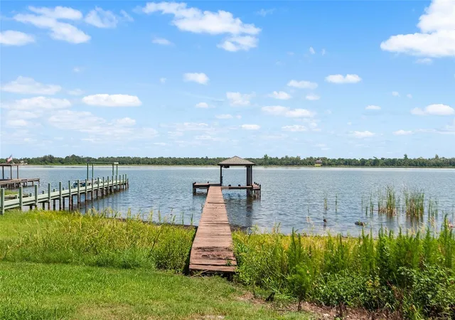 Photo 3 of Single family home for sale at 4123 Is Lakes Dr, Winter Haven, FL 33881 | MLS# L4963924 | Listing updated on 2026-08-02