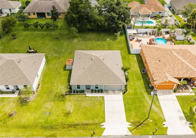 3rd image of 20 Royal Tern Ln, Palm Coast, FL 32164 | MLS# FC320343