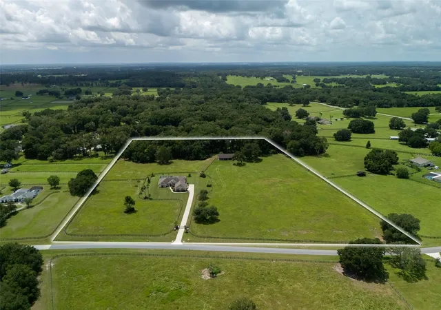 Photo 1 of House for sale at 1500 NW 114th Loop, Ocala, FL 34475 | MLS# OM729511 | Listing updated on 2026-09-11