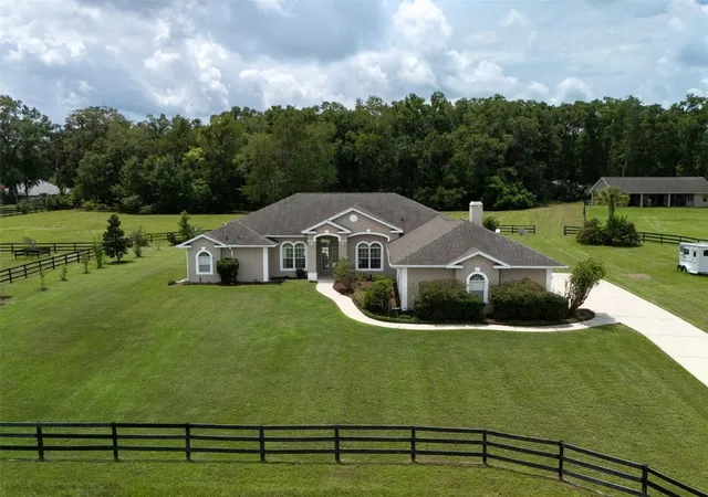Photo 4 of House for sale at 1500 NW 114th Loop, Ocala, FL 34475 | MLS# OM729511 | Listing updated on 2026-09-11