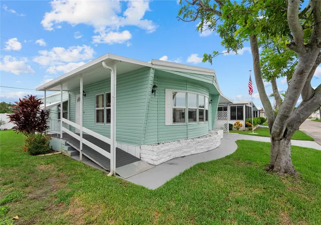 3rd image of 808 53Rd Ave E #18, Bradenton, FL 34203 | MLS# A4701613