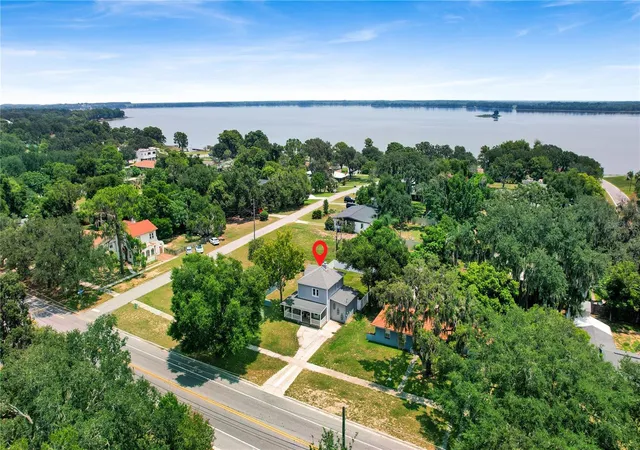 1st image of 302 S Palm Ave, Howey In The Hills, FL 34737 | MLS# O6429552