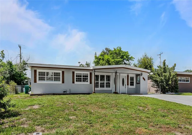 Photo 1 of Single family home for sale at 815 W Highland Dr, Cocoa, FL 32922 | MLS# S5154717 | Listing updated on 2026-07-31