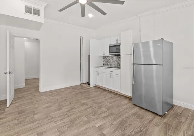 Photo 4 of Single family home for sale at 815 W Highland Dr, Cocoa, FL 32922 | MLS# S5154717 | Listing updated on 2026-07-31
