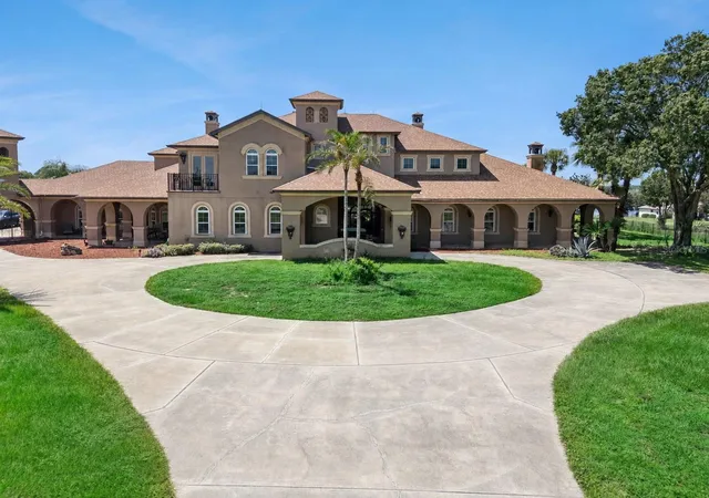 3rd image of 9400 Laws Rd, Clermont, FL 34714 | MLS# S5154718