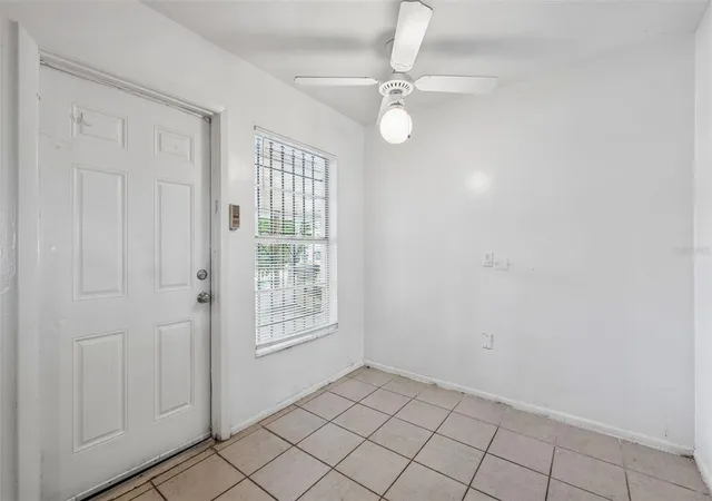 3rd image of 2869 Willow Run, Orlando, FL 32808 | MLS# O6429554