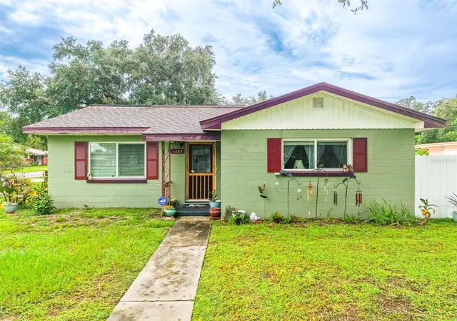 Photo 1 of Single family home for sale at 1645 Huntington St, Lakeland, FL 33801 | MLS# L4963928 | Listing updated on 2026-10-14
