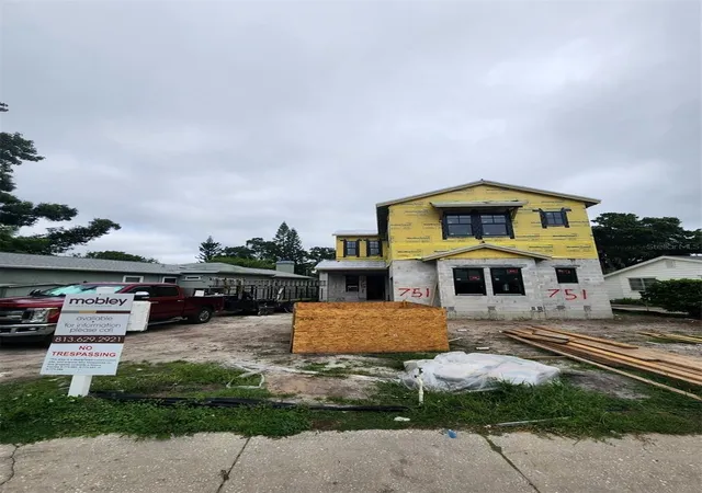 Photo 3 of Single family home for sale at 751 40th Avenue N, Saint Petersburg, FL 33703 | MLS# TB8534403 | Listing updated on 2026-09-24