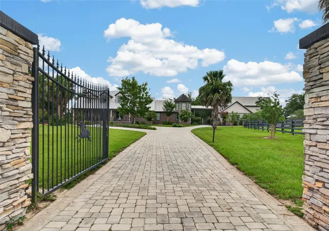 Photo 1 of Single family home for sale at 13342 W Lake Yale Rd, Umatilla, FL 32784 | MLS# O6429560 | Listing updated on 2026-08-06