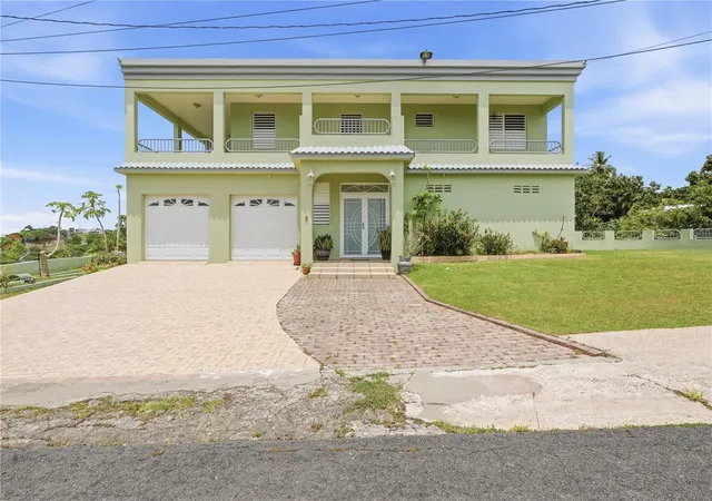 Photo 1 of Single family home for sale at 831 Sector Los Torres Bo Minillas #5.2, Bayamon, PR 00956 | MLS# PR9123099 | Listing updated on 2026-08-31