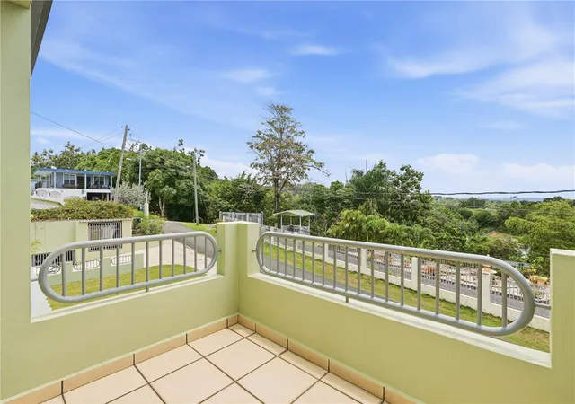 Photo 3 of Single family home for sale at 831 Sector Los Torres Bo Minillas #5.2, Bayamon, PR 00956 | MLS# PR9123099 | Listing updated on 2026-08-31