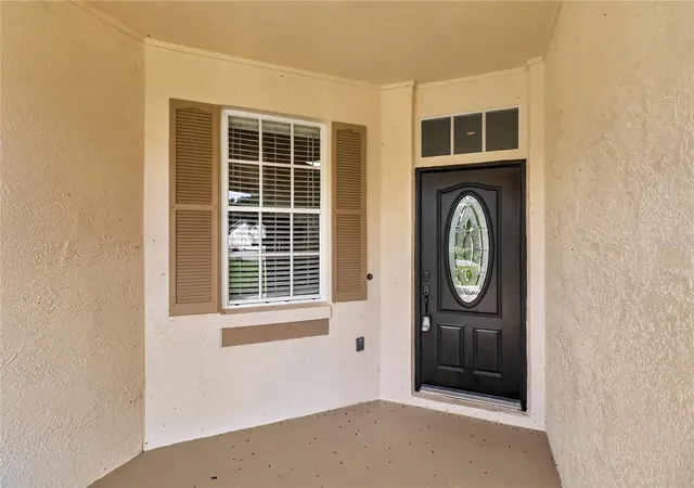 Photo 3 of Single family home for sale at 1540 Watson Oaks Ct, Lakeland, FL 33809 | MLS# L4963930 | Listing updated on 2026-10-04
