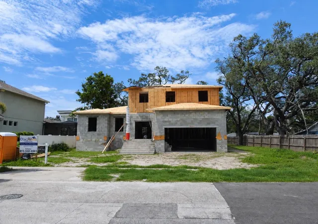 2nd image of 2825 W Shelton Ave, Tampa, FL 33611 | MLS# TB8534417