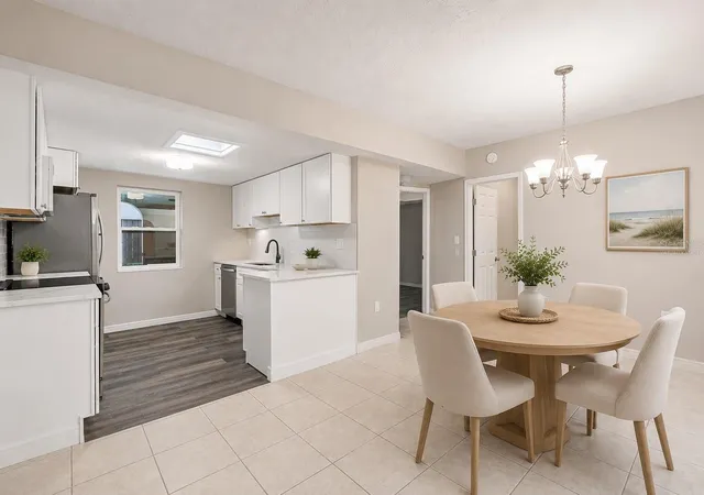 3rd image of 1005 Alston Ln, Englewood, FL 34223 | MLS# C7529037