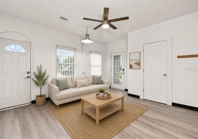 4th image of 1005 Alston Ln, Englewood, FL 34223 | MLS# C7529037