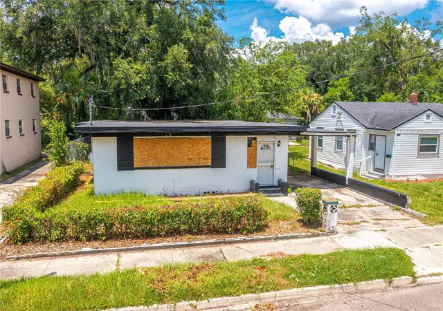 3rd image of 1651 W 34 St, Jacksonville, FL 32209 | MLS# O6429578