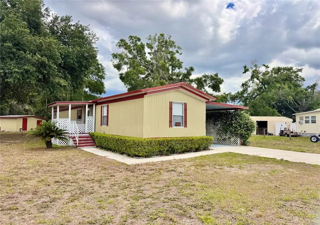 2nd image of 10113 Se 24th Dr, Webster, FL 33597 | MLS# G5115804