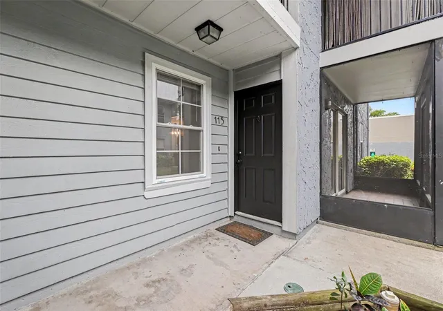 3rd image of 3711 W Iowa Ave, Tampa, FL 33611