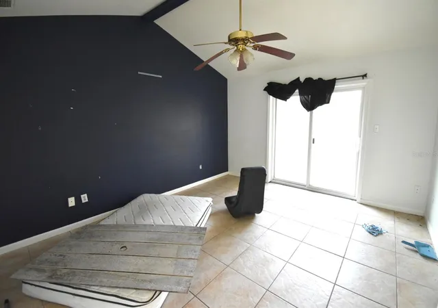 Photo 4 of Sale Pending at 204 Shore Dr W, Oldsmar, FL 34677 | MLS# TB8534439 | Listing updated on 2026-09-15