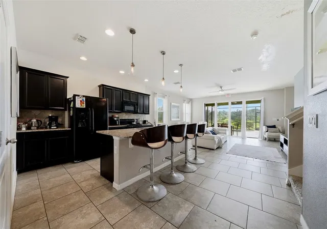 Photo 3 of Townhouse for sale at 4715 Terrasonesta Dr, Davenport, FL 33837 | MLS# L4963932 | Listing updated on 2026-09-01