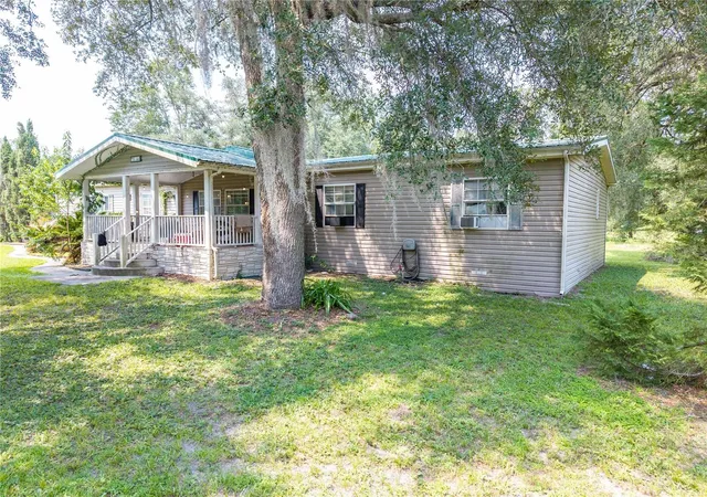 Photo 3 of Manufactured home for sale at 13573 98th Street, Live Oak, FL 32060 | MLS# N6145219 | Listing updated on 2026-10-05