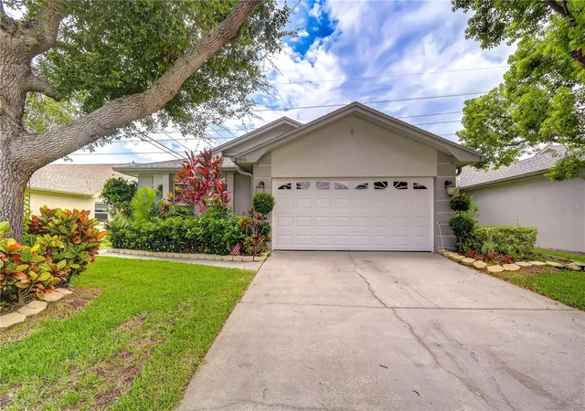 Photo 1 of Sale Pending at 2999 Brookfield Ln, Clearwater, FL 33761 | MLS# W7888134 | Listing updated on 2026-08-12