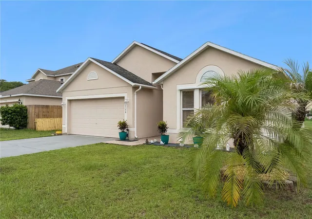 Photo 3 of Single family home for sale at 10354 Laxton St, Orlando, FL 32824 | MLS# O6429628 | Listing updated on 2026-08-10
