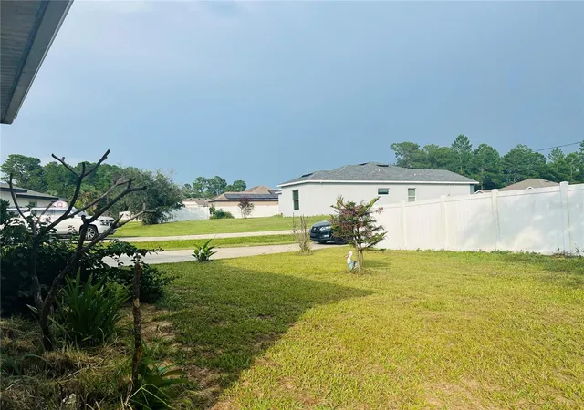 Photo 2 of Single family home for sale at 231 Elm Ct, Kissimmee, FL 34759 | MLS# S5154732 | Listing updated on 2026-10-20