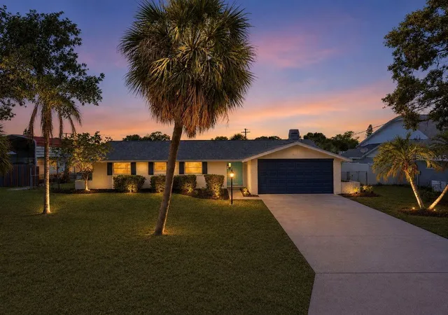 Photo 3 of Single family home for sale at 617 Golf And Sea Blvd, Apollo Beach, FL 33572 | MLS# TB8534480 | Listing updated on 2026-09-17