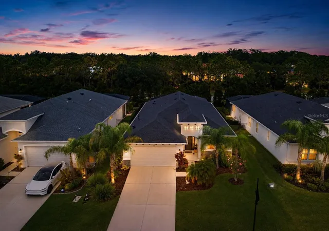 Photo 3 of Single family home for sale at 4427 Renwick Dr, Parrish, FL 34219 | MLS# A4701648 | Listing updated on 2026-08-30