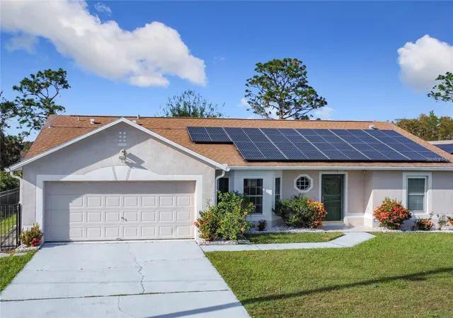 1st image of 121 Pompei Dr, Kissimmee, FL 34758 | MLS# O6429639