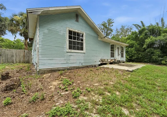 4th image of 495 North St, De Leon Springs, FL 32130 | MLS# V4950489