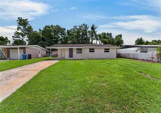 Photo 2 of Single family home for sale at 506 Shamrock Rd, Brandon, FL 33511 | MLS# TB8534492 | Listing updated on 2026-09-01