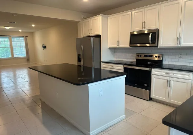 Photo 2 of Townhouse for sale at 14339 Sapelo Beach Dr, Orlando, FL 32827 | MLS# S5154738 | Listing updated on 2026-09-23