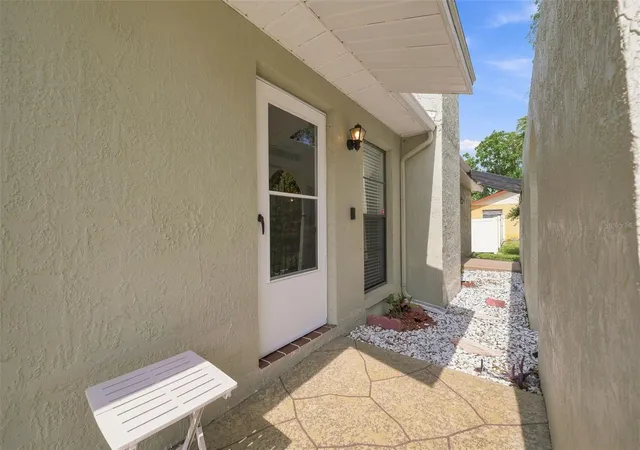 Photo 4 of Single family home for sale at 400 Fairbanks Rd, Spring Hill, FL 34608 | MLS# TB8534503 | Listing updated on 2026-08-31
