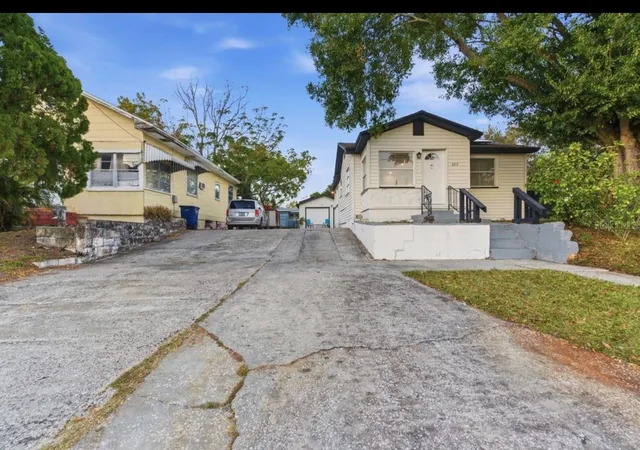 1st image of 2717 W Cherry St, Tampa, FL 33607 | MLS# TB8534506