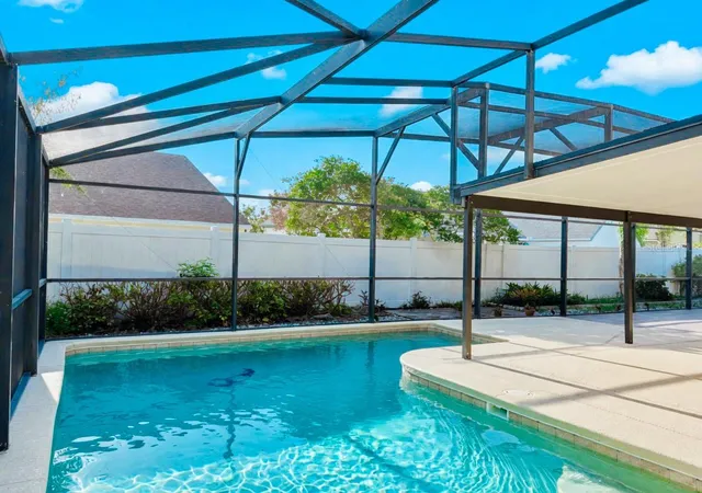 Photo 3 of Single family home for sale at 343 Lytton Cir, Orlando, FL 32824 | MLS# O6429673 | Listing updated on 2026-10-12