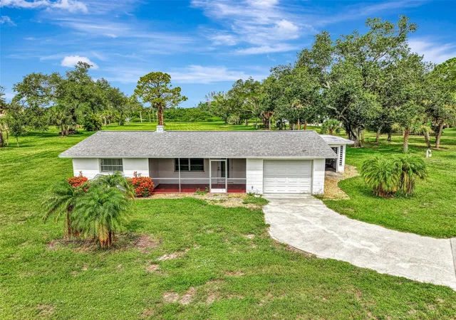 1st image of 780 S Oxford Dr, Englewood, FL 34223 | MLS# D6148264