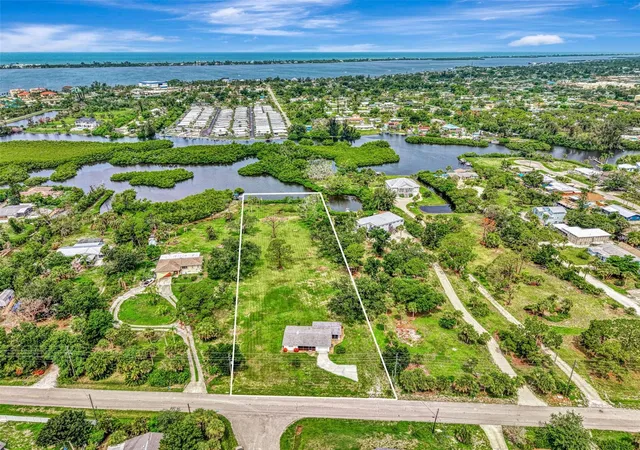 66th image of 780 S Oxford Dr, Englewood, FL 34223 | MLS# D6148264