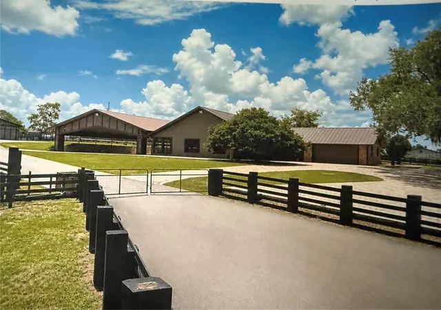 Photo 1 of Single family home for sale at 6820 County Rd 561, Clermont, FL 34714 | MLS# O6429676 | Listing updated on 2026-08-15