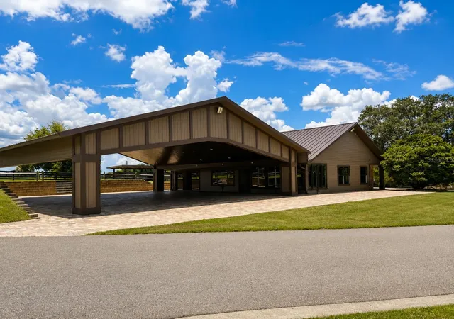 Photo 3 of Single family home for sale at 6820 County Rd 561, Clermont, FL 34714 | MLS# O6429676 | Listing updated on 2026-08-15