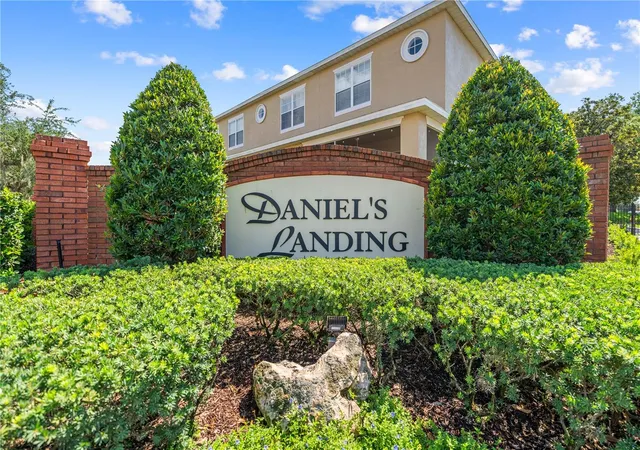 Photo 2 of Townhouse for sale at 241 Deepcove Rd, Winter Garden, FL 34787 | MLS# O6429690 | Listing updated on 2026-08-31