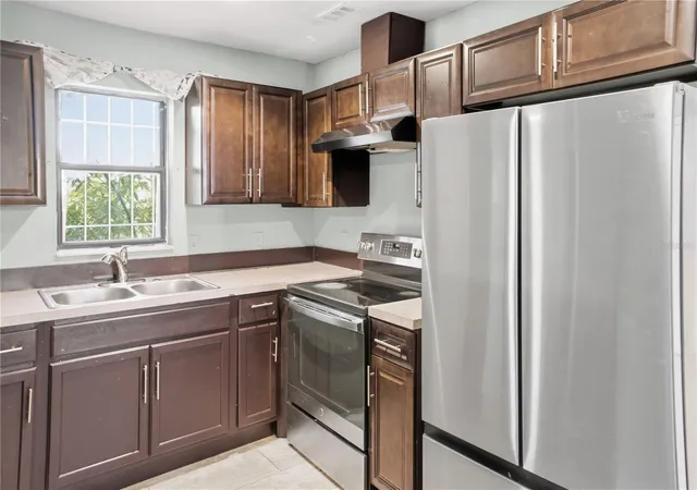 Photo 4 of Single family home for sale at 4288 Prince Hall Blvd, Orlando, FL 32811 | MLS# S5154755 | Listing updated on 2026-09-23