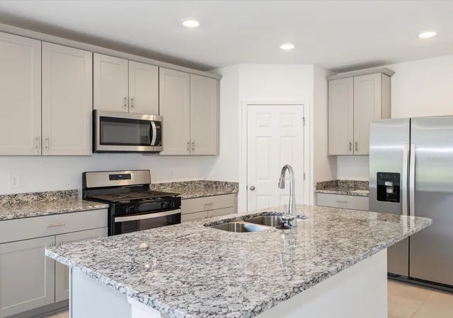 5th image of 2880 Wild Olive Dr, Saint Cloud, FL 34772 | MLS# TB8534549