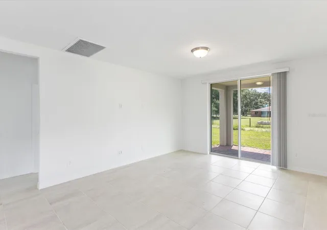 5th image of 4530 Eagle Perch Ct, Saint Cloud, FL 34772 | MLS# TB8534553