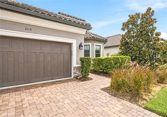 Photo 4 of Single family home for sale at 3118 Forsythia Dr, Odessa, FL 33556 | MLS# TB8534560 | Listing updated on 2026-10-03