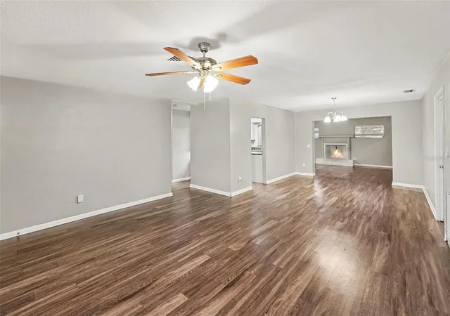Photo 3 of Single family home for sale at 2098 62nd Terrace S, Saint Petersburg, FL 33712 | MLS# O6429709 | Listing updated on 2026-10-15