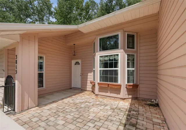 34th image of 3815 Nw 48th Ter, Gainesville, FL 32606 | MLS# GC542374