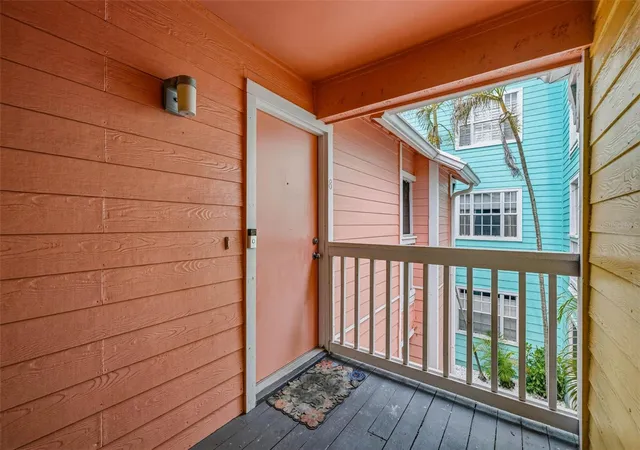 2nd image of 3002 W Cleveland St, TAMPA, FL 33609